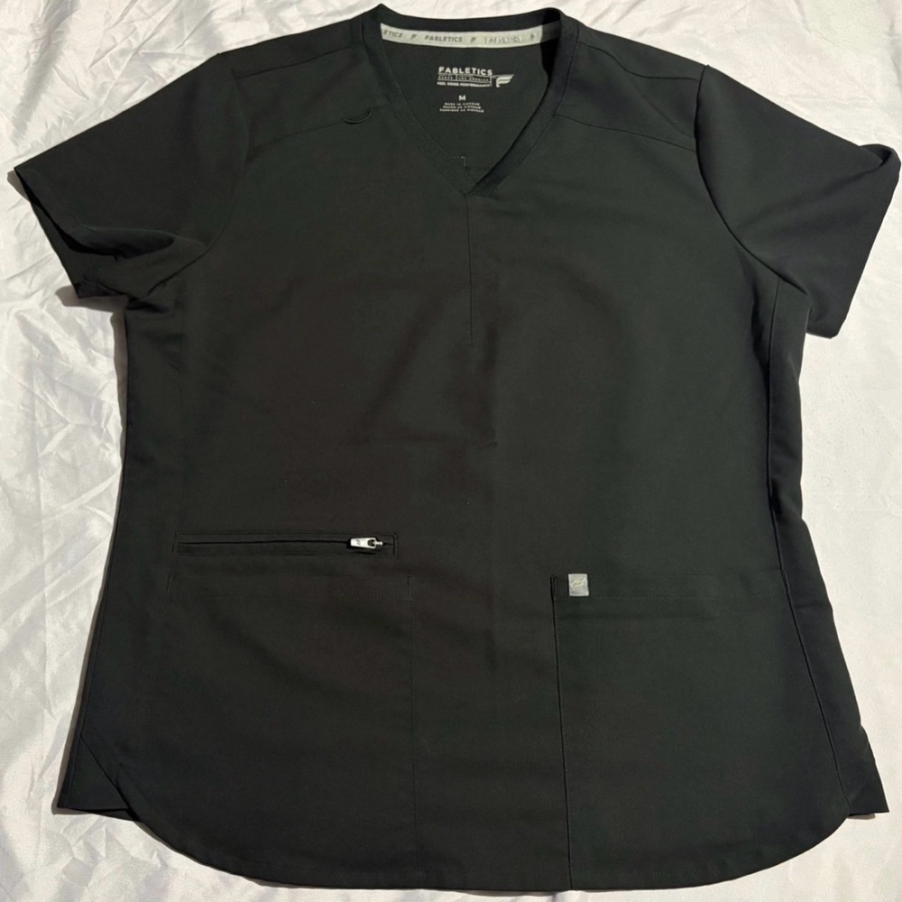 Fabletics Scrub Set